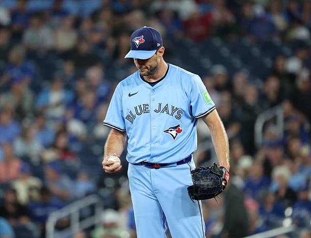 Goldberg on why he is so concerned about the Jays, why he does not like what they did to their rotation, and why Guerrero Jr. is struggling so much