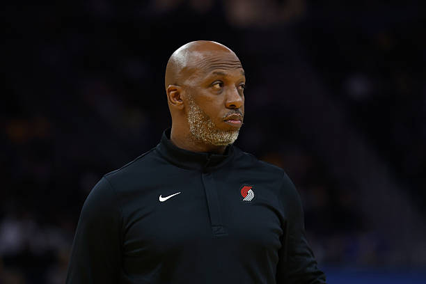 Inglis on Rozier and Billups being arrested, why the Jays are so dangerous, and why he likes the over on passing yards on TNF Inglis on Rozier and Billups being arrested, why the Jays are so dangerous, and why he likes the over on passing yards on TNF