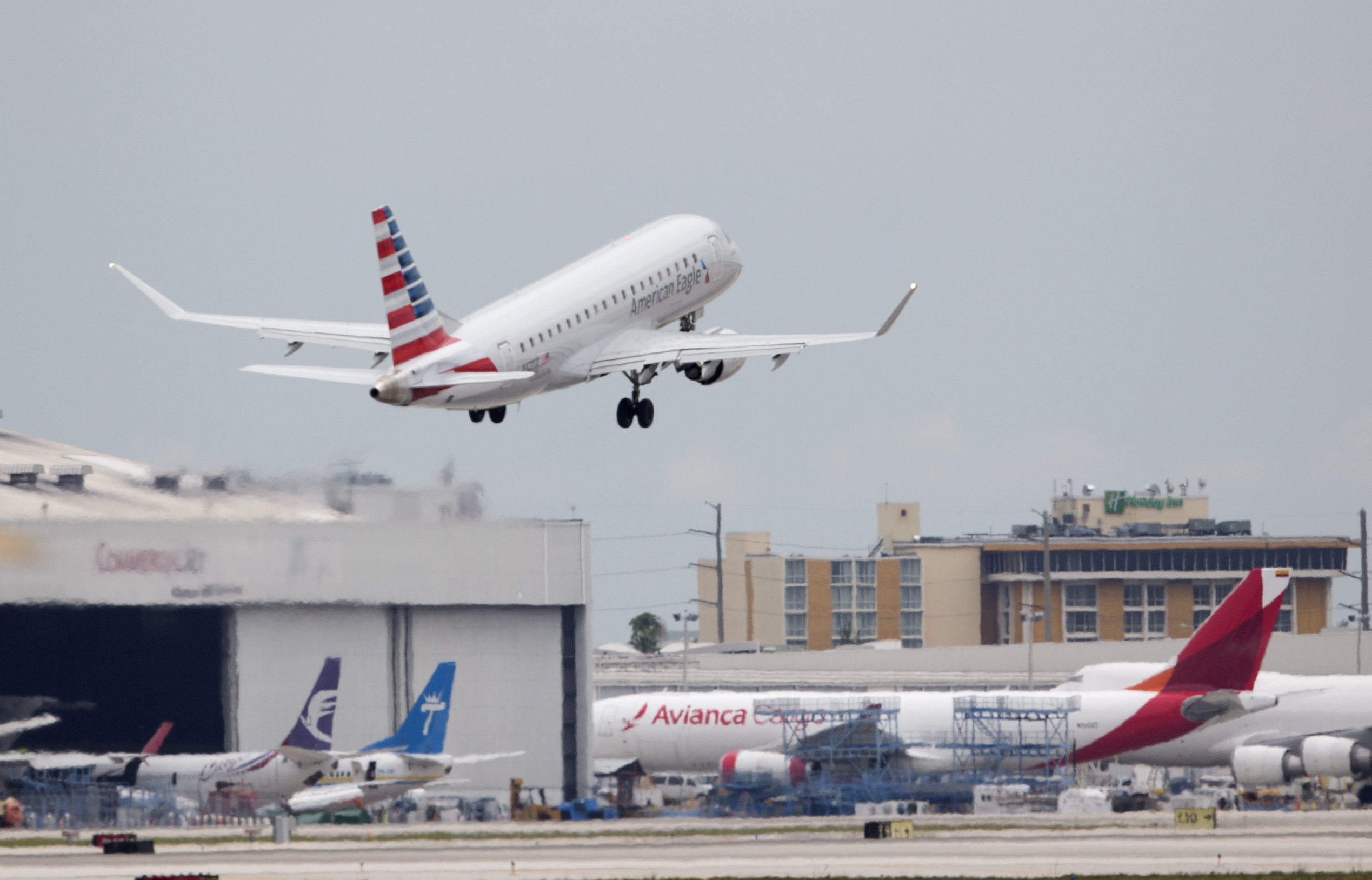 Patrick In The Morning: Airline could save 580 million In Fuel Costs Because Of Weight loss Drugs episode artwork