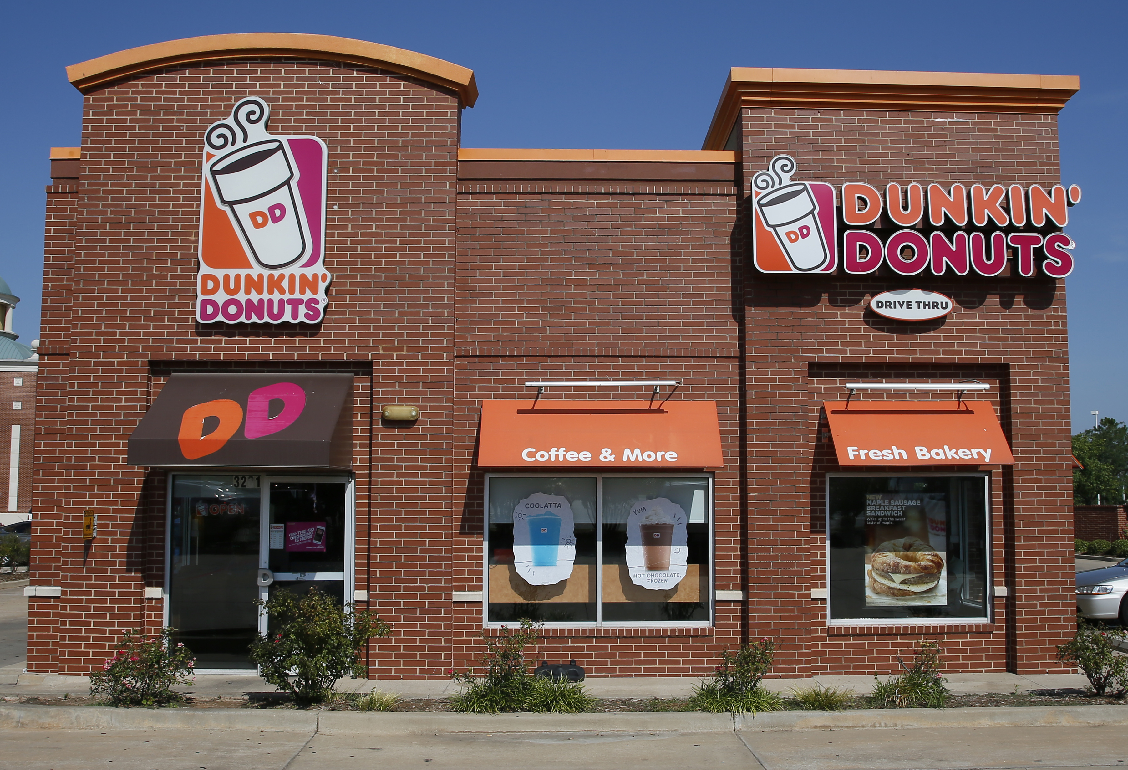 Patrick In The Morning:  Dunkin To Sell 48 Oz Coffee Bucket episode artwork