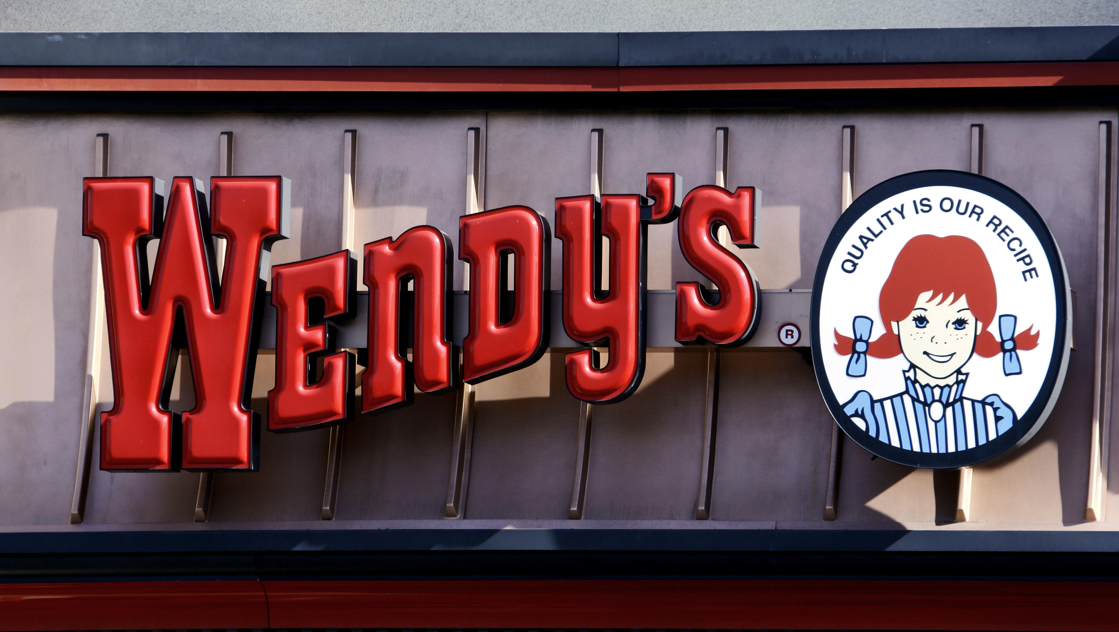 Patrick In The Morning: Top Fast Food Spots Ranked By Men And Women episode artwork