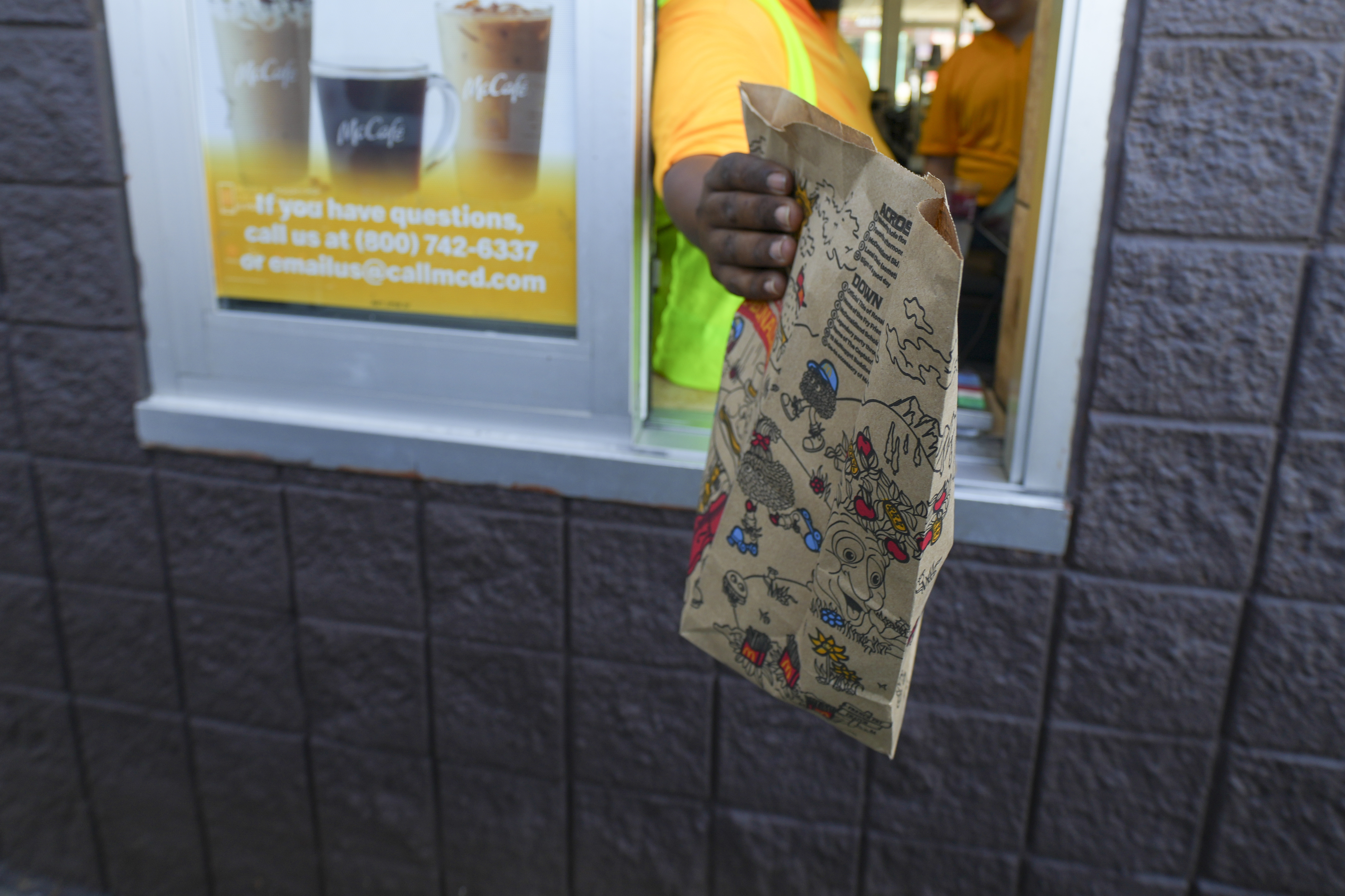 Patrick In The Morning: Drive Thru Slower Even With The Help Of A.I. episode artwork