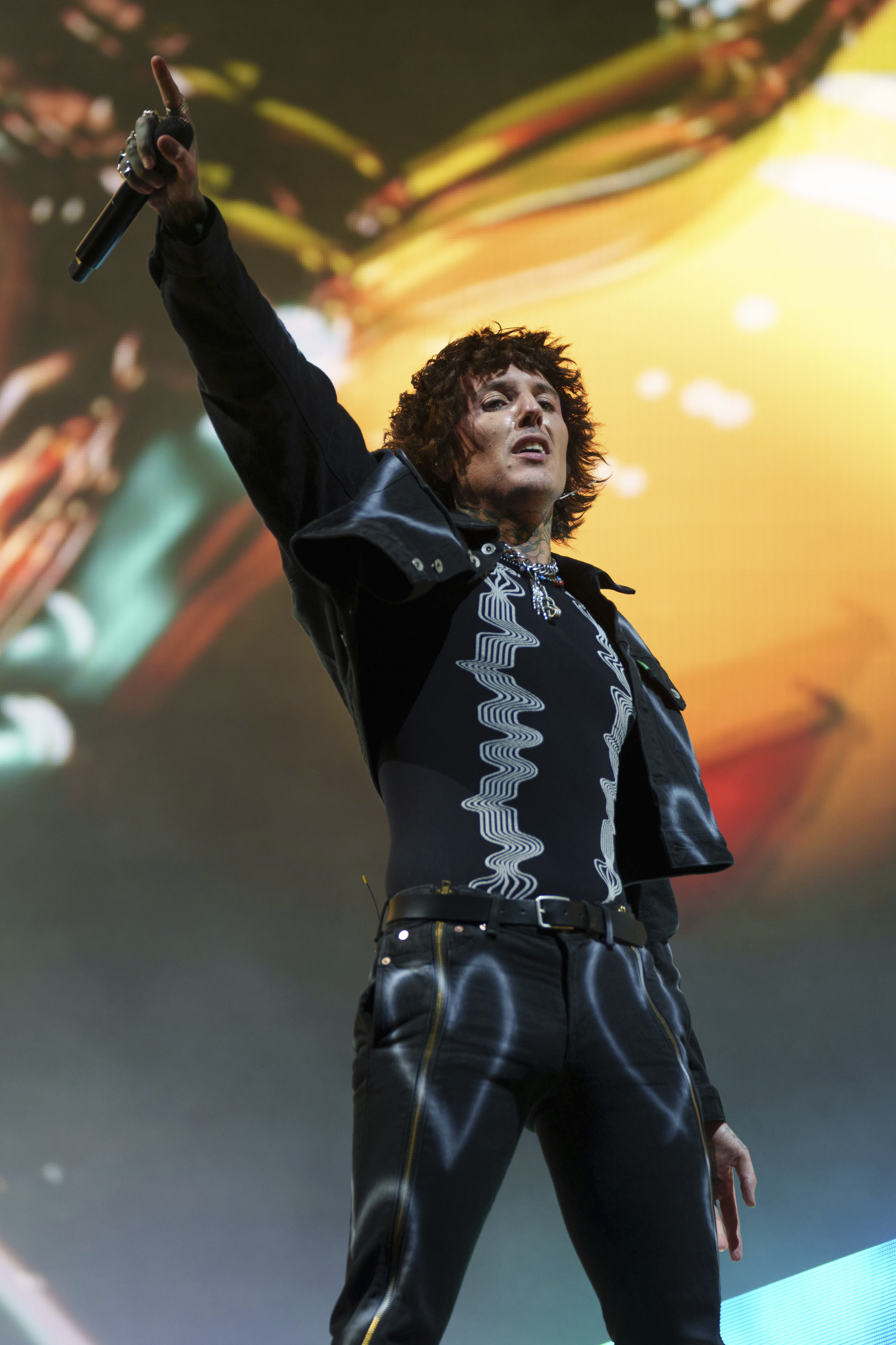 Patrick In The Morning: Bring Me The Horizon's Oli Sykes Struck In The Head With Cellphone At Show episode artwork