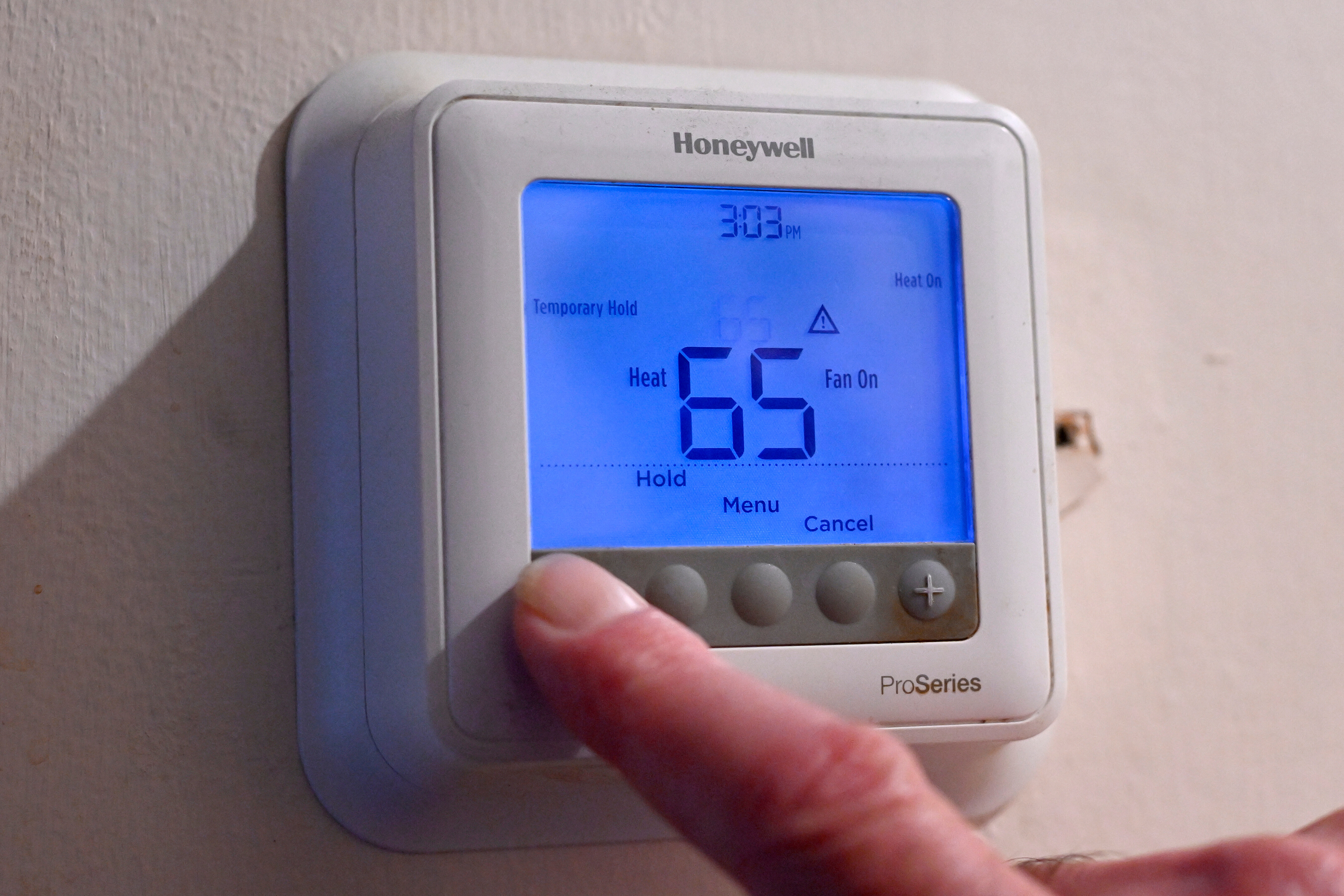 Patrick In The Morning: Thermostat Sweet Spot Is 68 Degrees! episode artwork