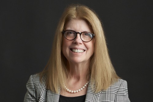 (LISTEN): Retiring Stephens College president Dianne Lynch appears on 939 the Eagle's "CEO Roundtable" episode artwork