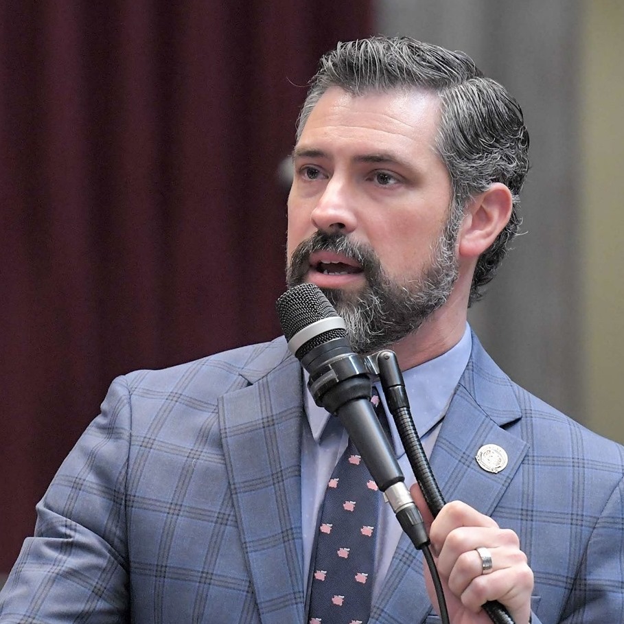 KZRG Morning News Watch