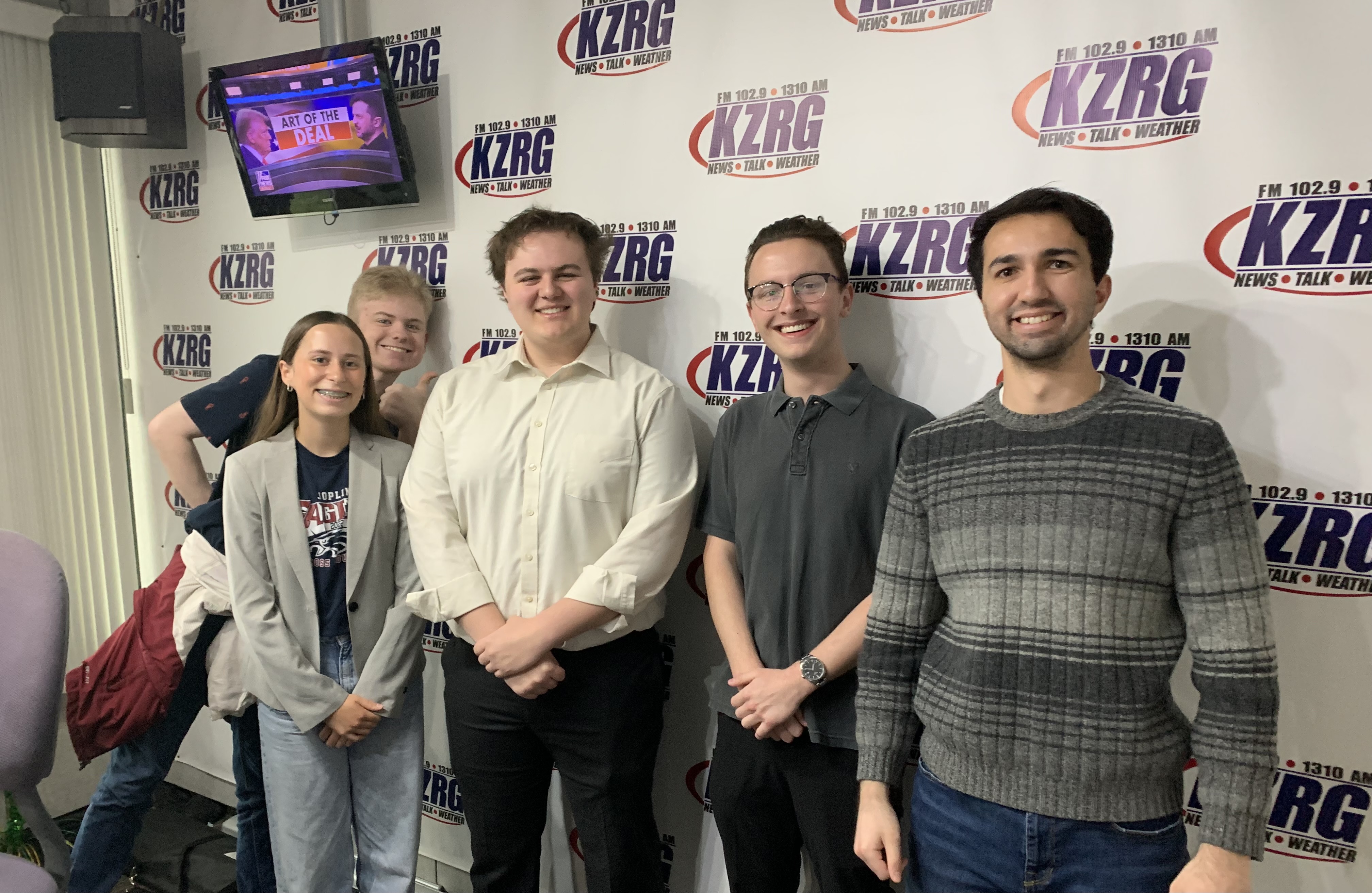 KZRG Morning News Watch