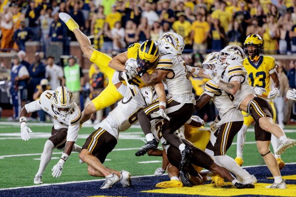 MAC Commish Steinbrecher Interview - MAC Ask NCAA-CFP To Overturn W. Michigan-Michigan Game Result episode artwork