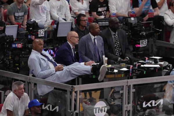 Sherman on the future of 'Inside the NBA', TNT's rights saga with the NBA and the nostalgic return of the NBA on NBC