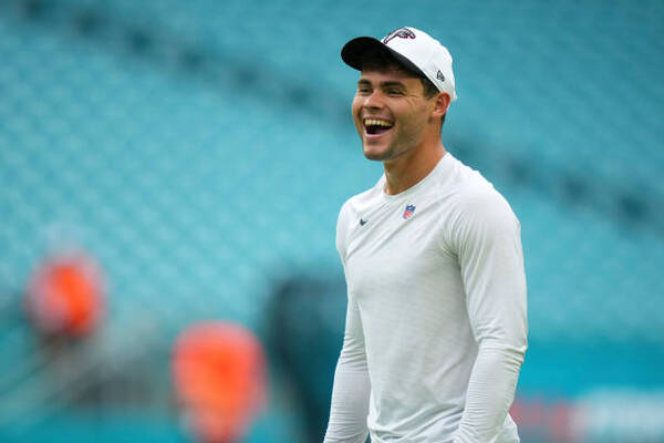 Naylor on what’s next for Rourke, a potential CFL return for Rourke and if Rodgers can still be considered an elite QB thumbnail