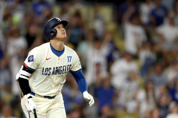 Phillips on Ohtani hitting the 40/40 mark, Judge’s insane home-run pace and Francis learning from Gausman thumbnail