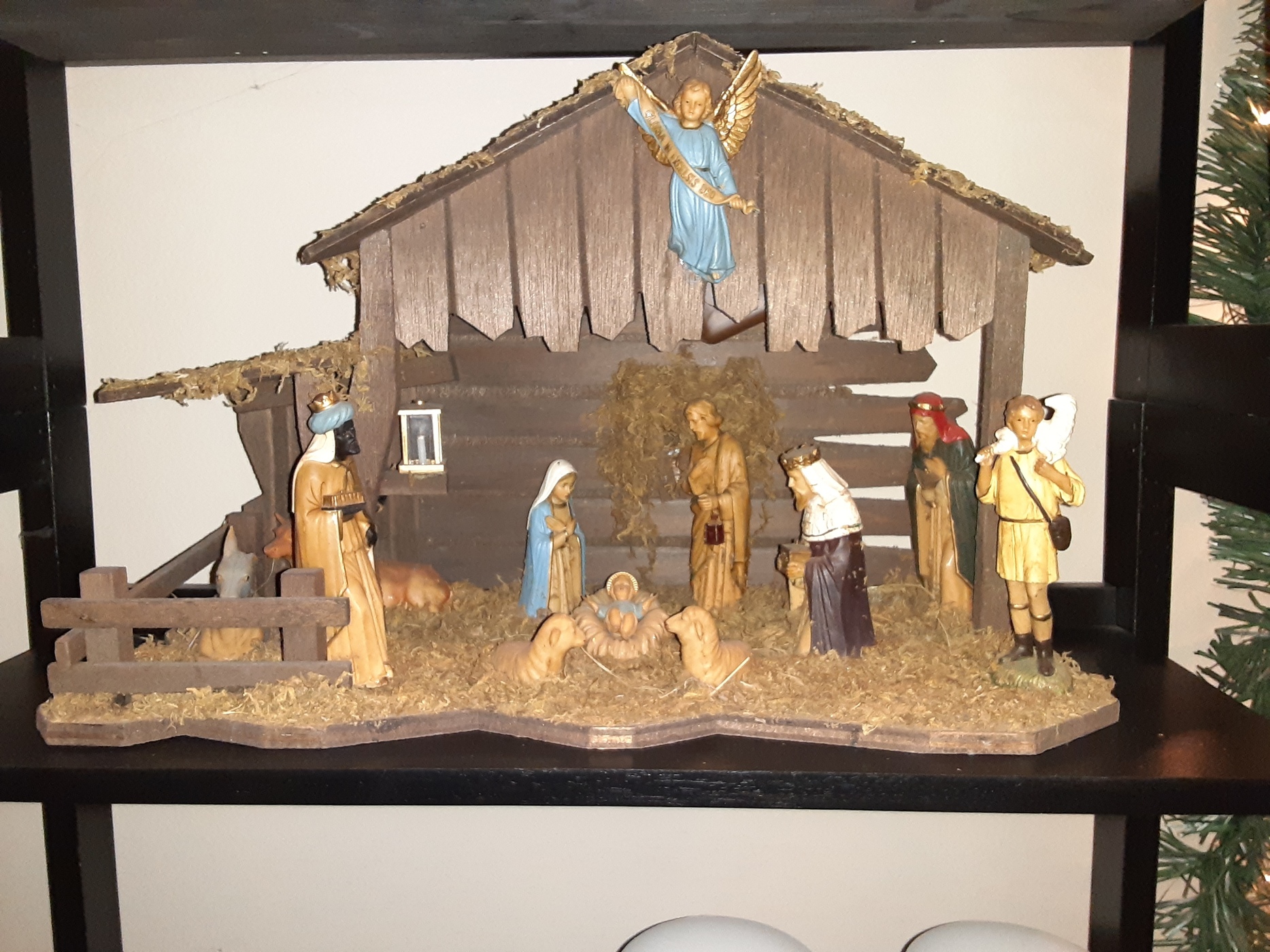 Liz & Scotty's Poddy: Episode 73 - "A Reading Of The Christmas Story"