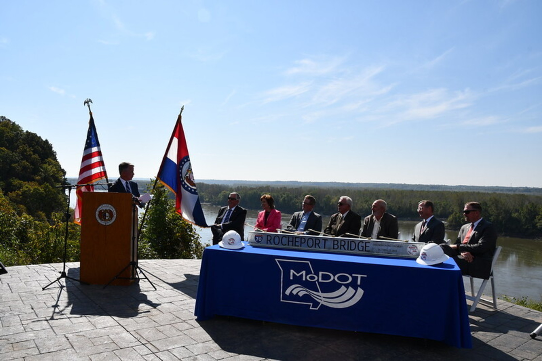 (AUDIO): Columbia's outgoing city manager appears on 939 the Eagle's "CEO Round Table" episode artwork